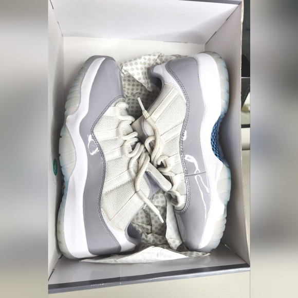 air jordan 11 retro size 9.5